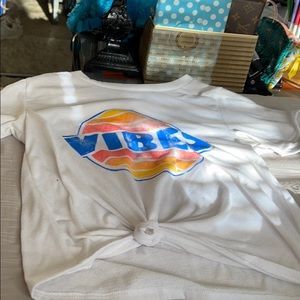 🔗🔗White Charlotte Russe crop top🔗🔗